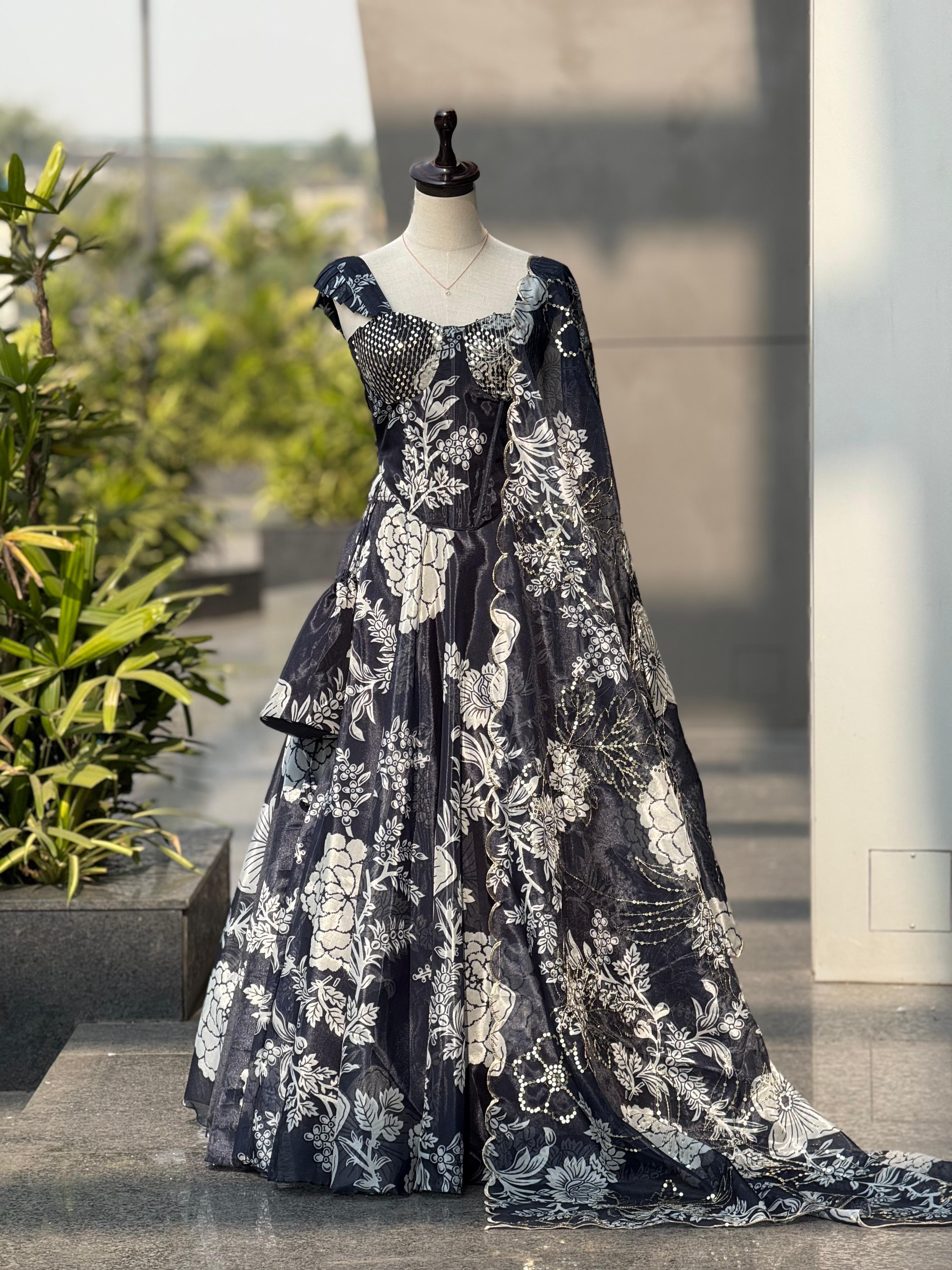 Exclusive corset Lehnga