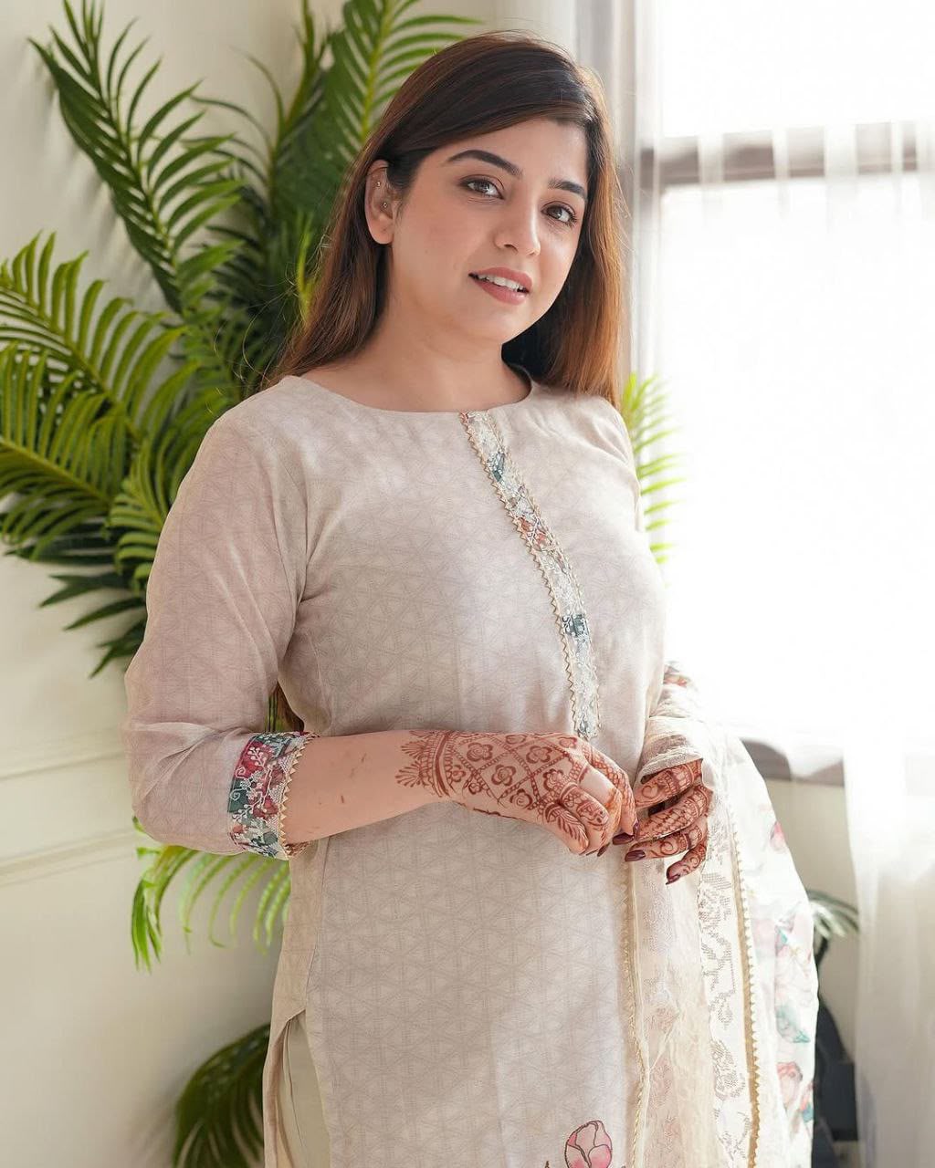 Elegant Printed Lilan Suit Set with Intricate Work – Festive Collection