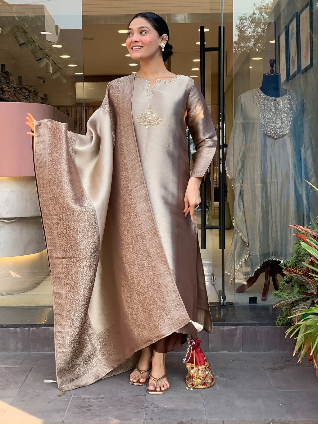 Pure Kanjivaram Glass Tissue Handwork Suit Set with Jacquard Dupatta & Bracelet