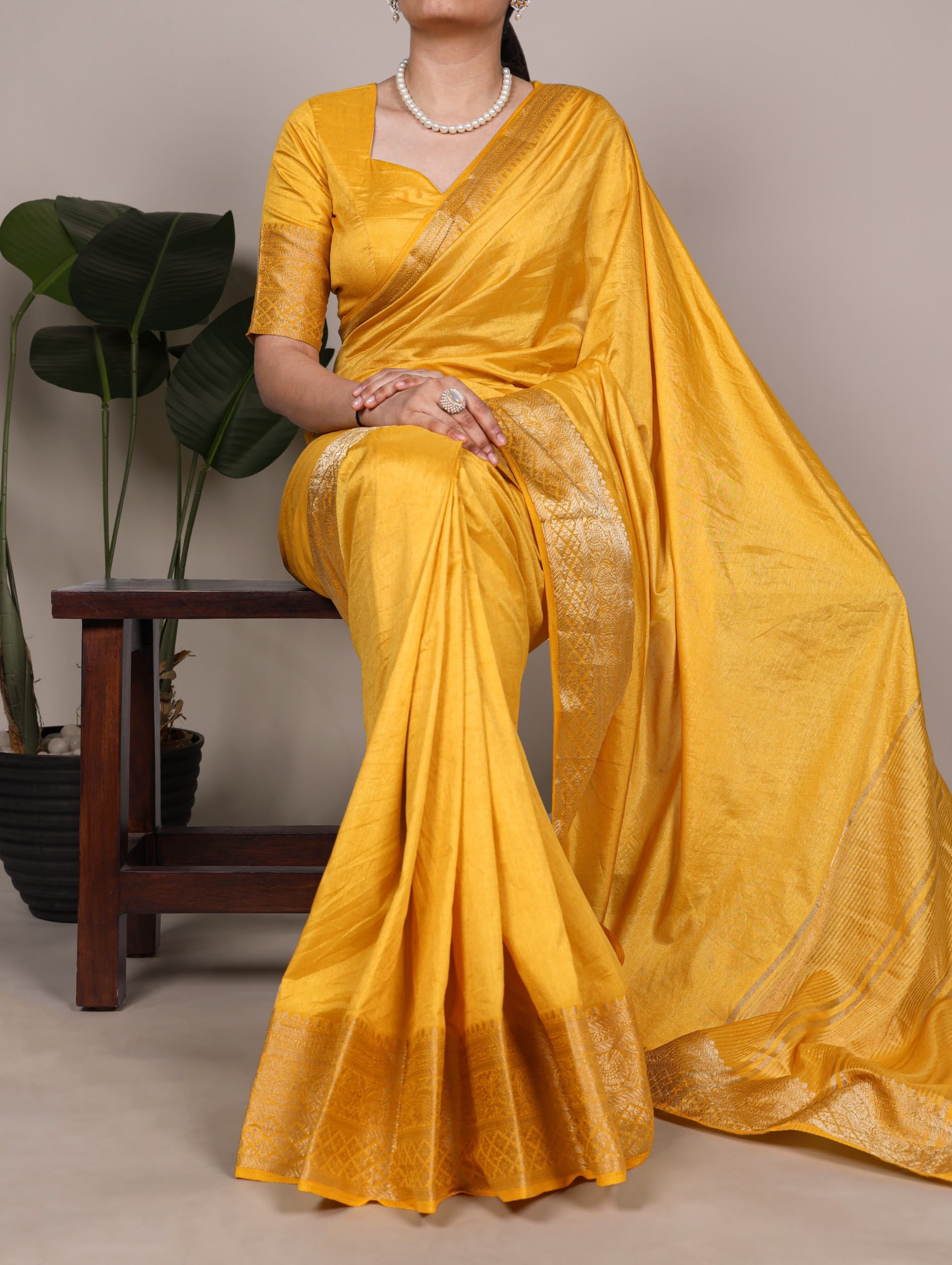 Nylon Dola Silk Saree with Zari Weaving Stripe Pallu