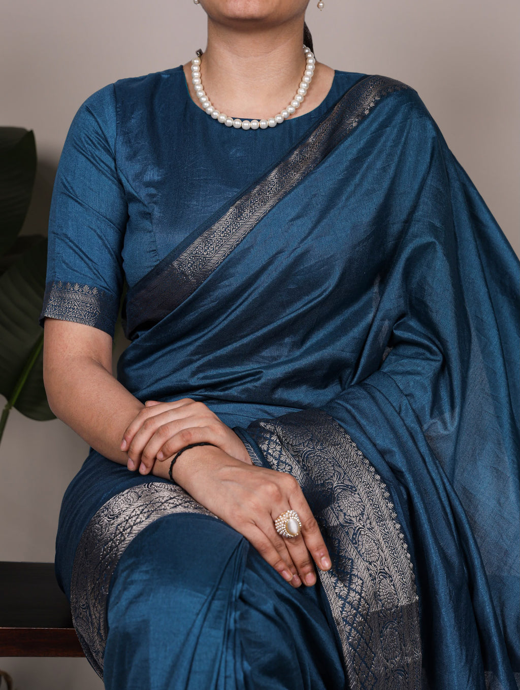 Nylon Dola Silk Saree with Zari Weaving Stripe Pallu